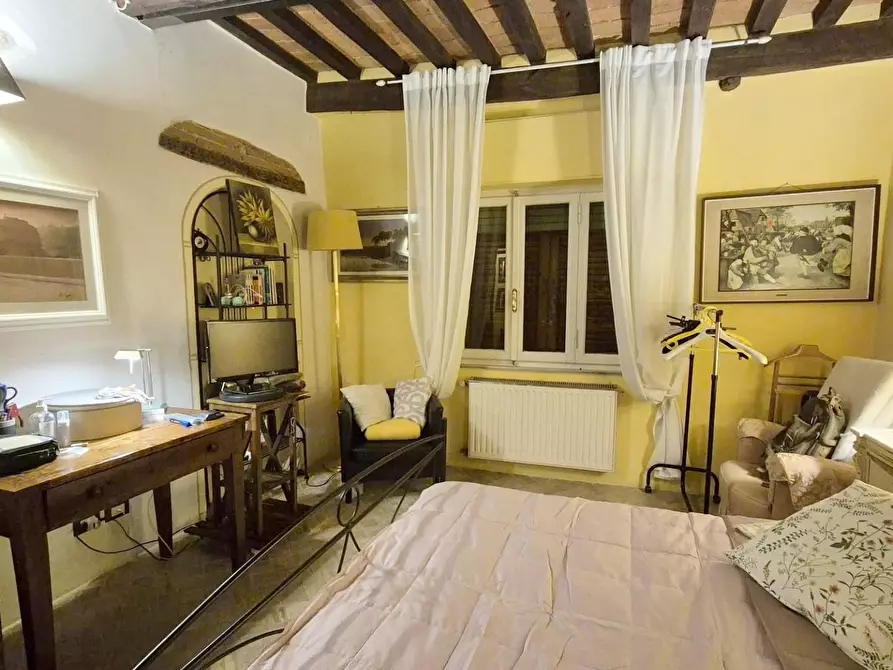 Immagine 20 di Appartamento in vendita  a Camaiore