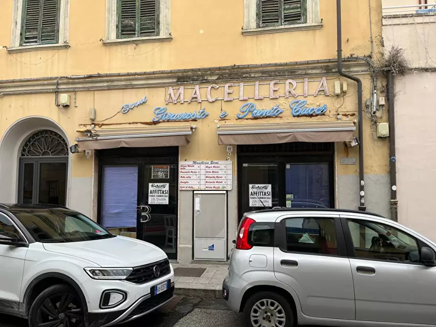 Immagine 1 di Locale commerciale in affitto  a Livorno