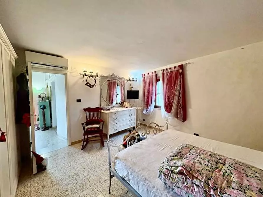 Immagine 30 di Terratetto in vendita  a Casciana Terme Lari