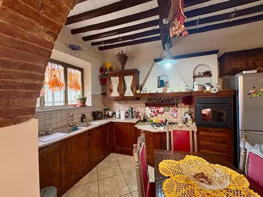 Immagine 15 di Terratetto in vendita  a Casciana Terme Lari