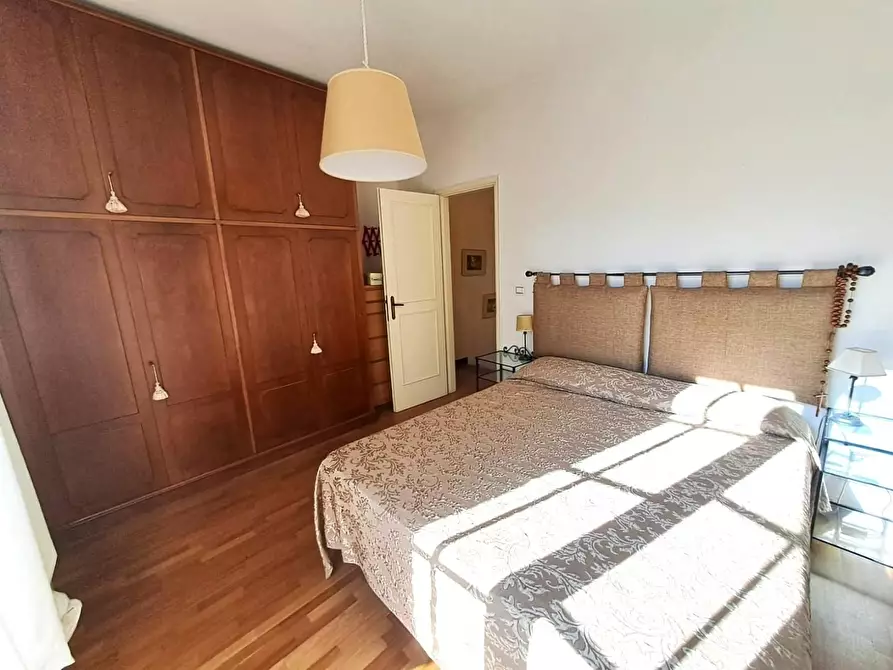 Immagine 10 di Villetta a schiera in vendita  a Massa