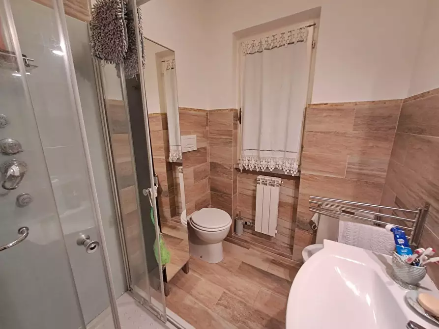 Immagine 17 di Villetta a schiera in vendita  a Massa