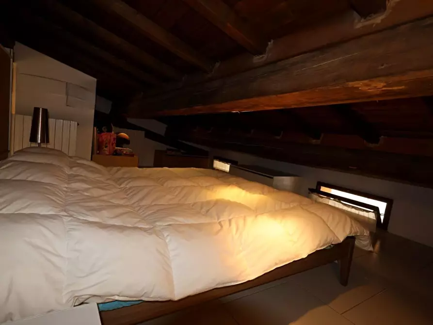 Immagine 13 di Appartamento in vendita  a Poggibonsi