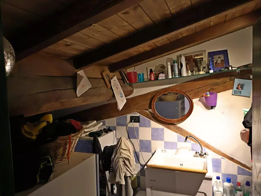 Immagine 14 di Appartamento in vendita  a Poggibonsi