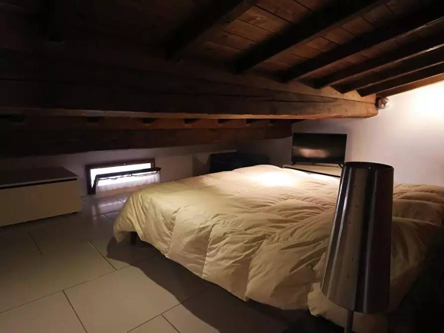 Immagine 11 di Appartamento in vendita  a Poggibonsi