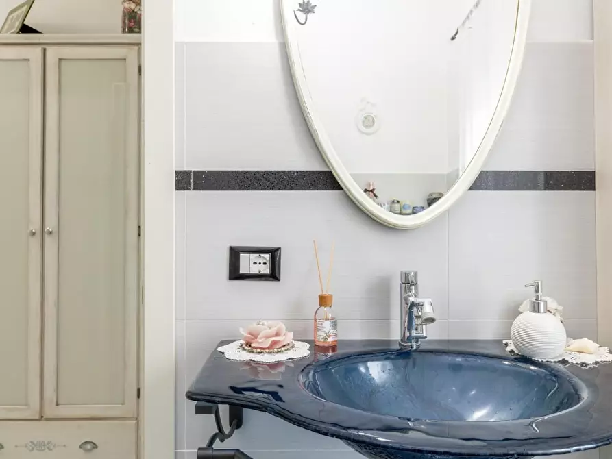 Immagine 20 di Appartamento in vendita  a Terricciola