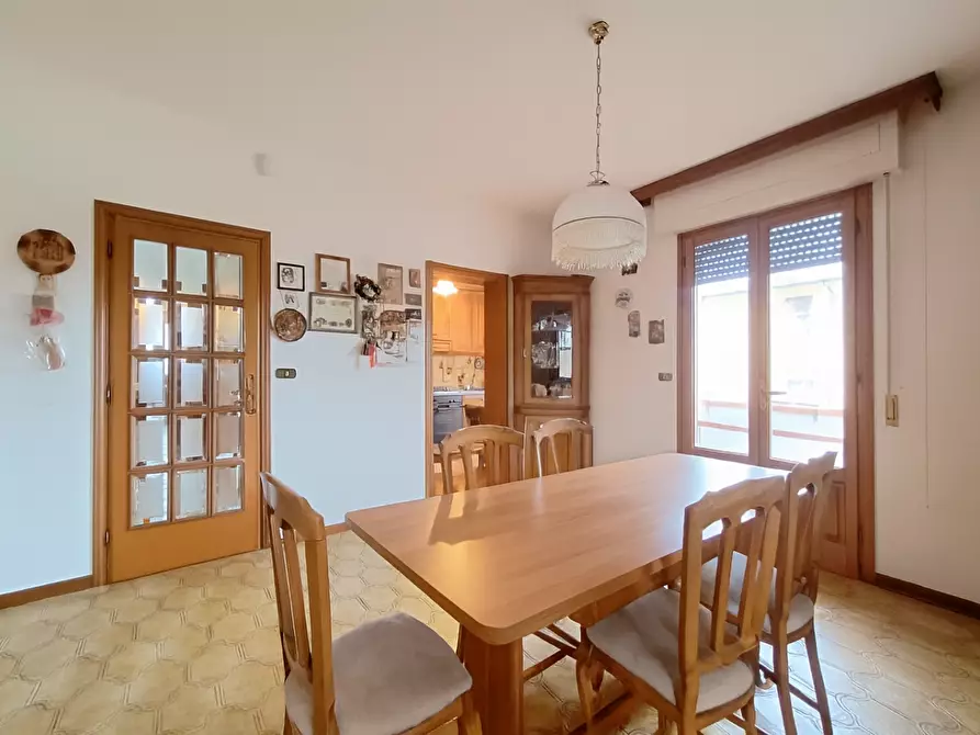 Immagine 19 di Casa bifamiliare in vendita  a Cascina