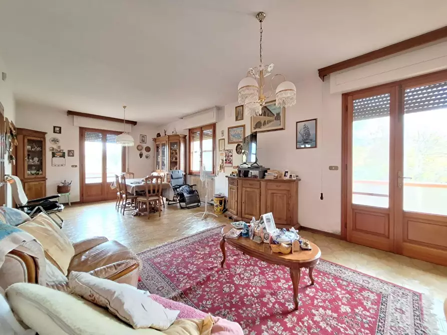 Immagine 9 di Appartamento in vendita  a Cascina