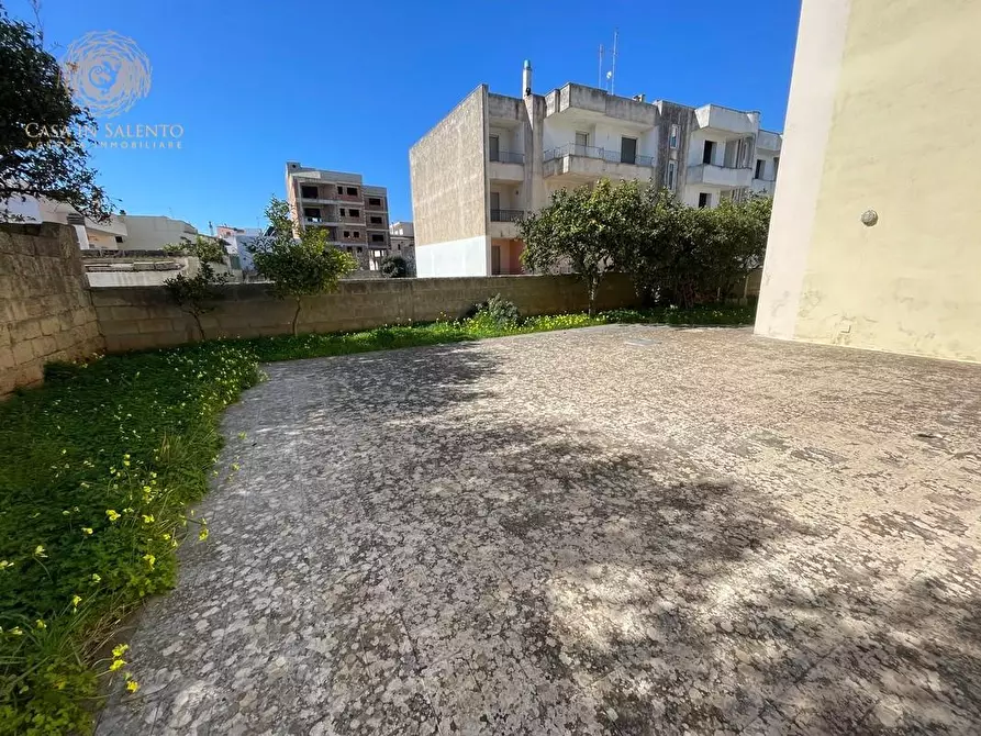 Immagine 18 di Appartamento in vendita  a Alessano