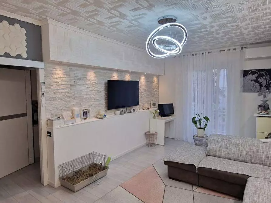 Immagine 4 di Appartamento in vendita  a Ameglia