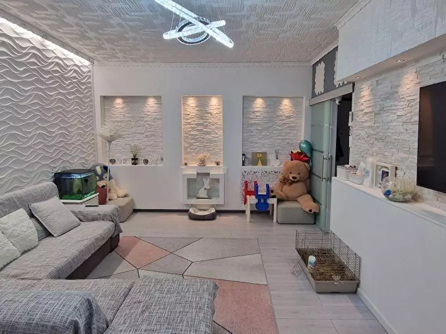 Immagine 18 di Appartamento in vendita  a Ameglia