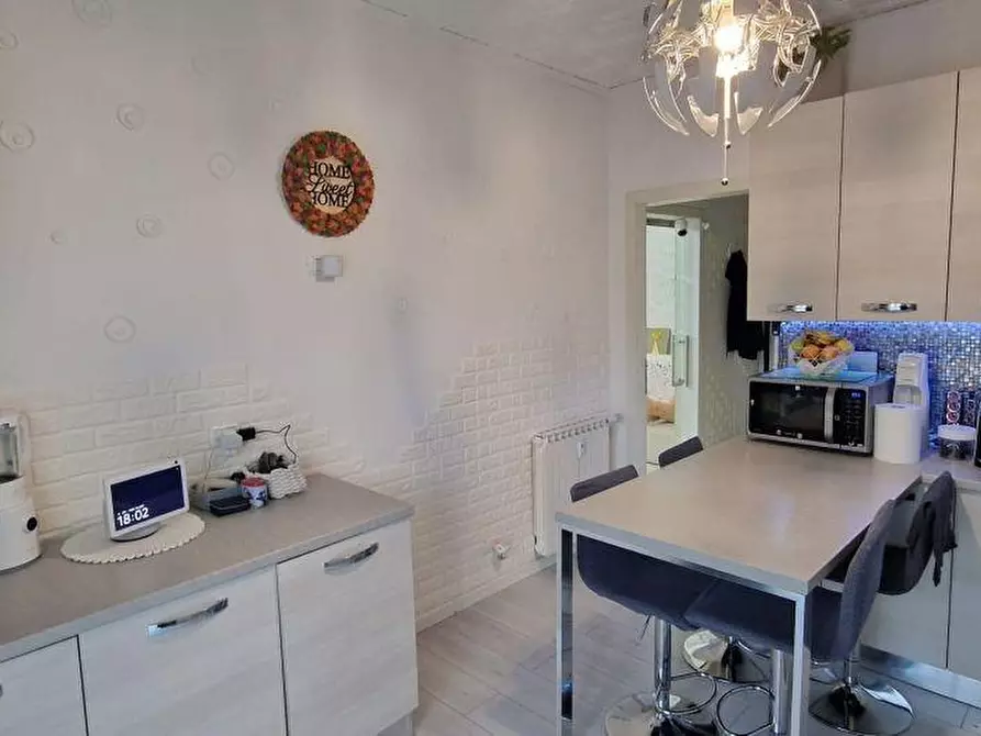 Immagine 5 di Appartamento in vendita  a Ameglia