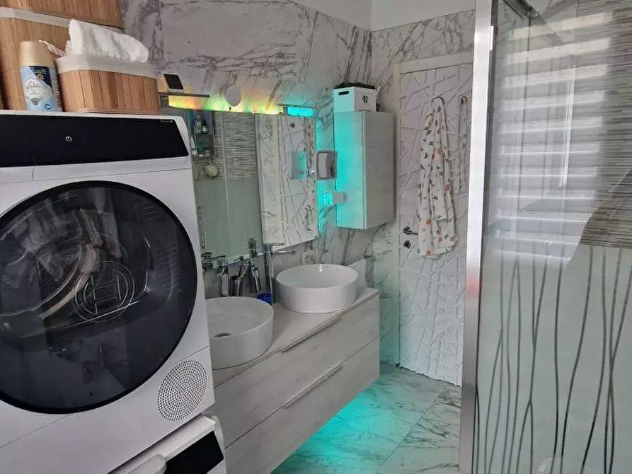 Immagine 12 di Appartamento in vendita  a Ameglia