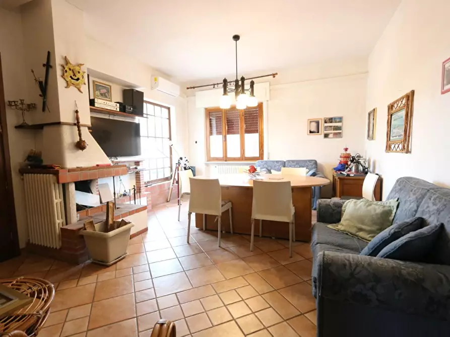 Immagine 1 di Appartamento in vendita  a Bientina