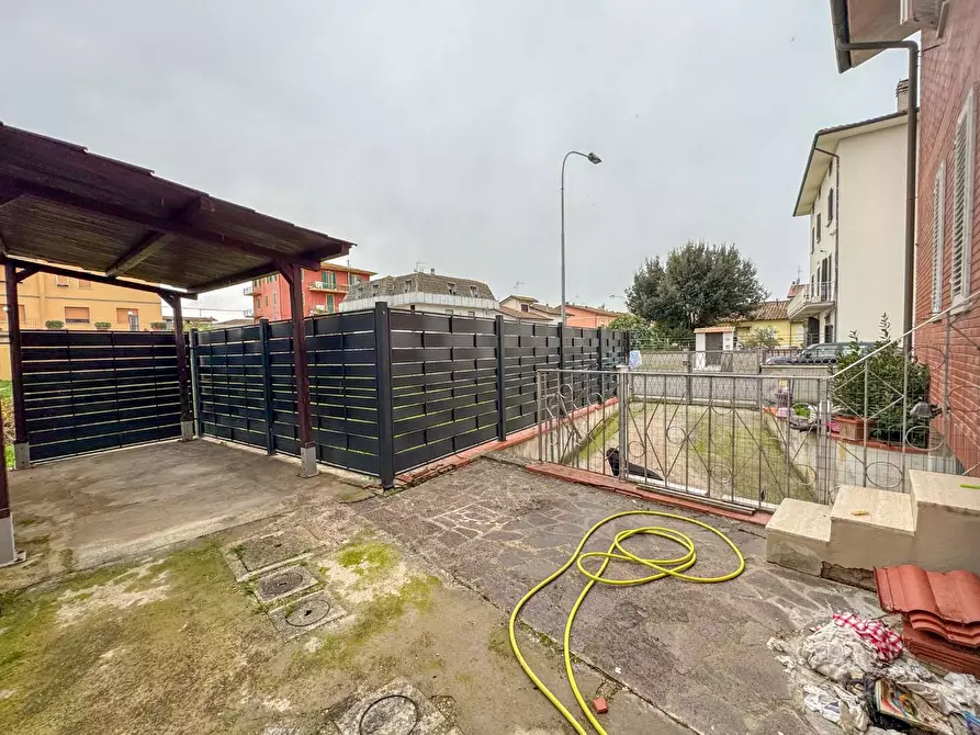 Immagine 22 di Appartamento in vendita  a Cerreto Guidi