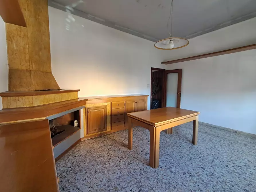 Immagine 38 di Appartamento in vendita  a Ponsacco