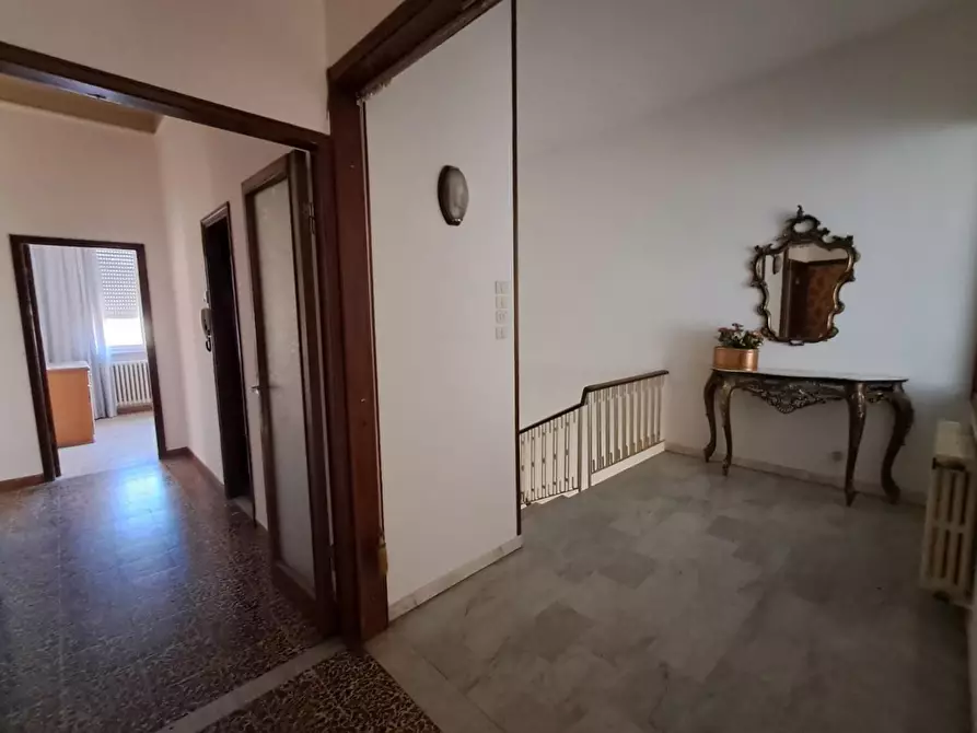 Immagine 48 di Appartamento in vendita  a Ponsacco