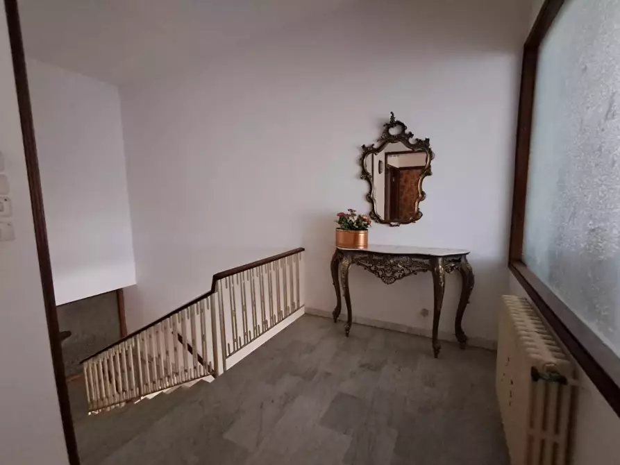 Immagine 46 di Appartamento in vendita  a Ponsacco