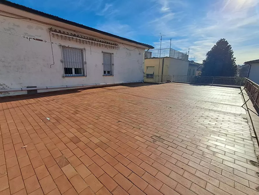 Immagine 16 di Appartamento in vendita  a Ponsacco