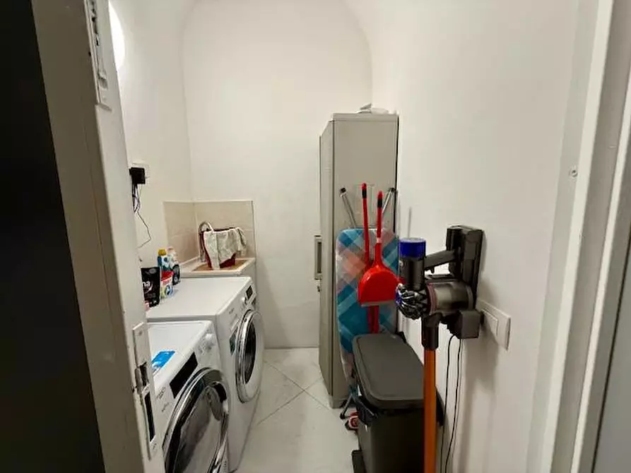 Immagine 17 di Appartamento in vendita  a Siena