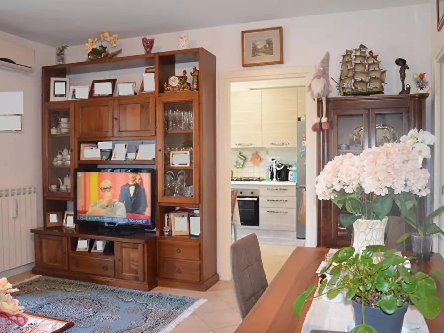 Immagine 2 di Appartamento in vendita  a Vecchiano