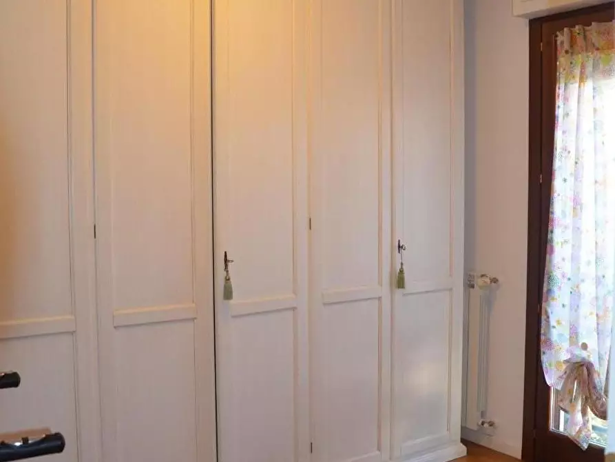 Immagine 5 di Appartamento in vendita  a Vecchiano