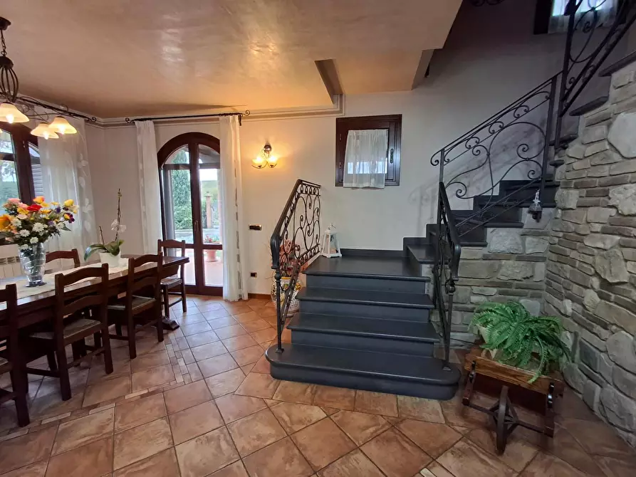 Immagine 14 di Villa in vendita  a Vinci