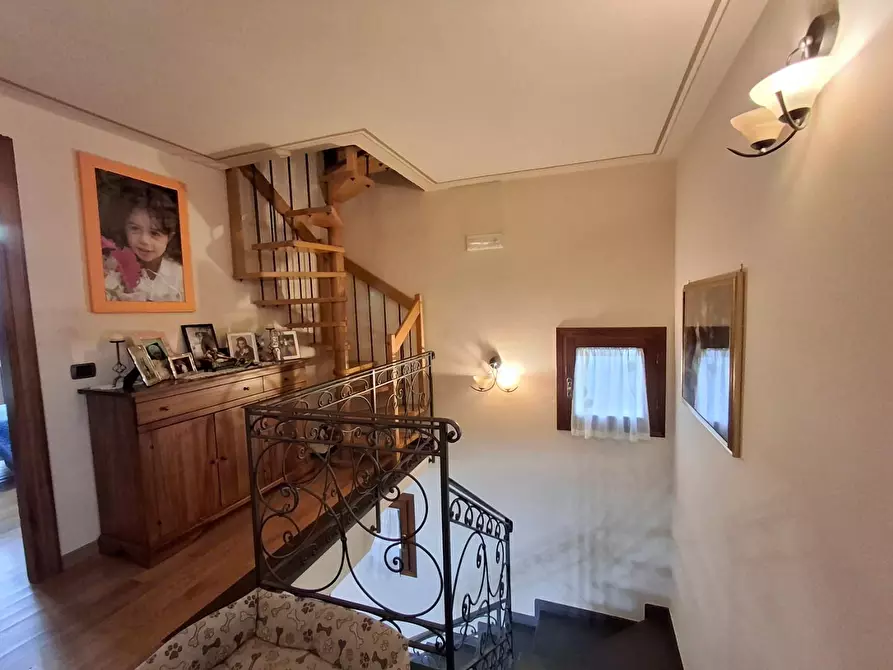 Immagine 24 di Villa in vendita  a Vinci