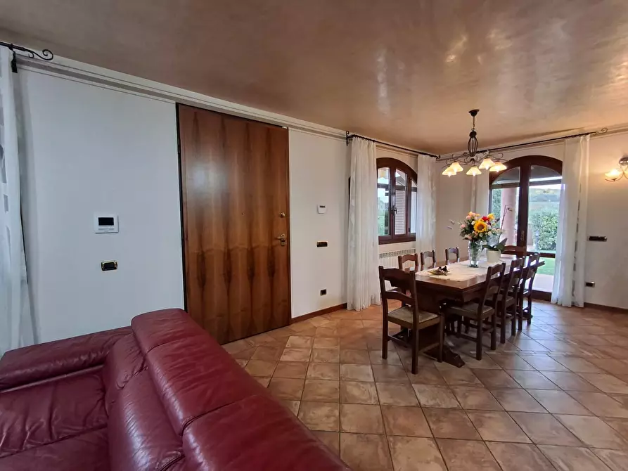 Immagine 13 di Villa in vendita  a Vinci