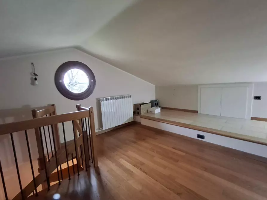 Immagine 36 di Villa in vendita  a Vinci