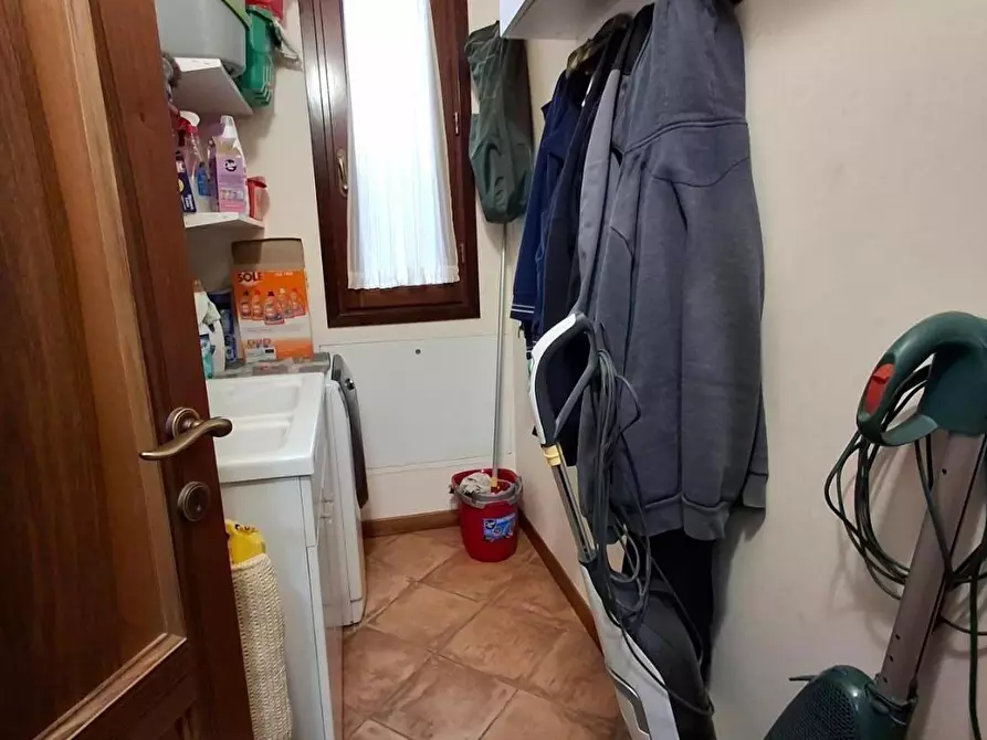 Immagine 22 di Villa in vendita  a Vinci