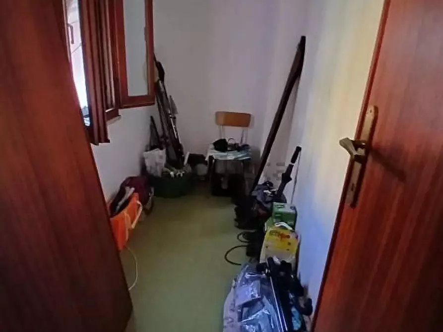 Immagine 9 di Casa indipendente in vendita  a Carrara