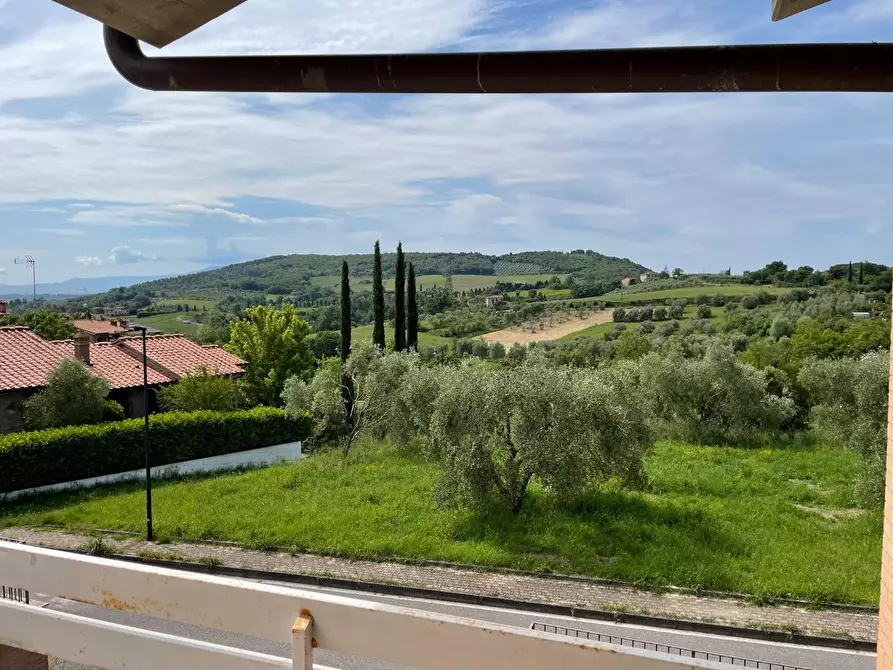Immagine 1 di Appartamento in vendita  a Murlo