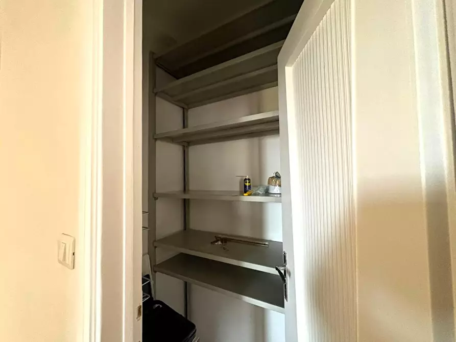 Immagine 24 di Appartamento in vendita  a Pontedera