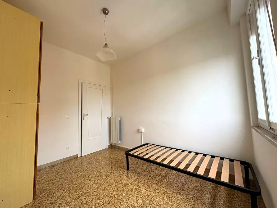 Immagine 17 di Appartamento in vendita  a Pontedera