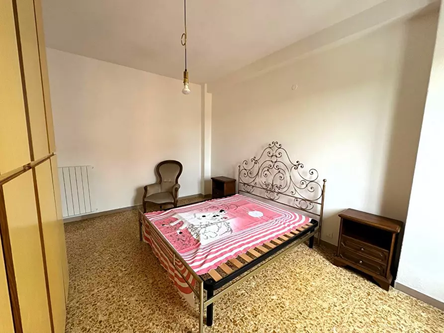 Immagine 23 di Appartamento in vendita  a Pontedera