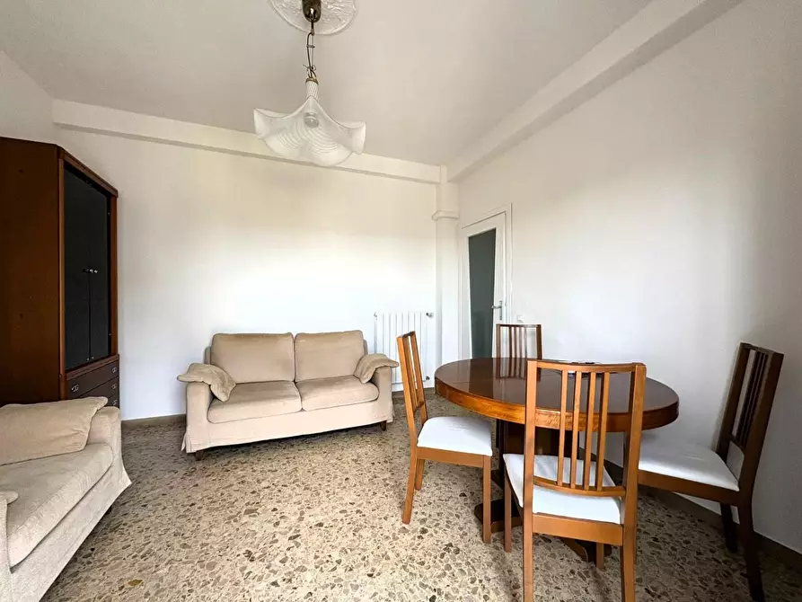 Immagine 10 di Appartamento in vendita  a Pontedera