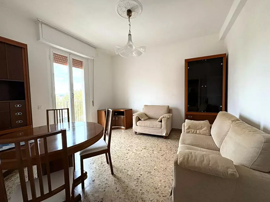 Immagine 1 di Appartamento in vendita  a Pontedera