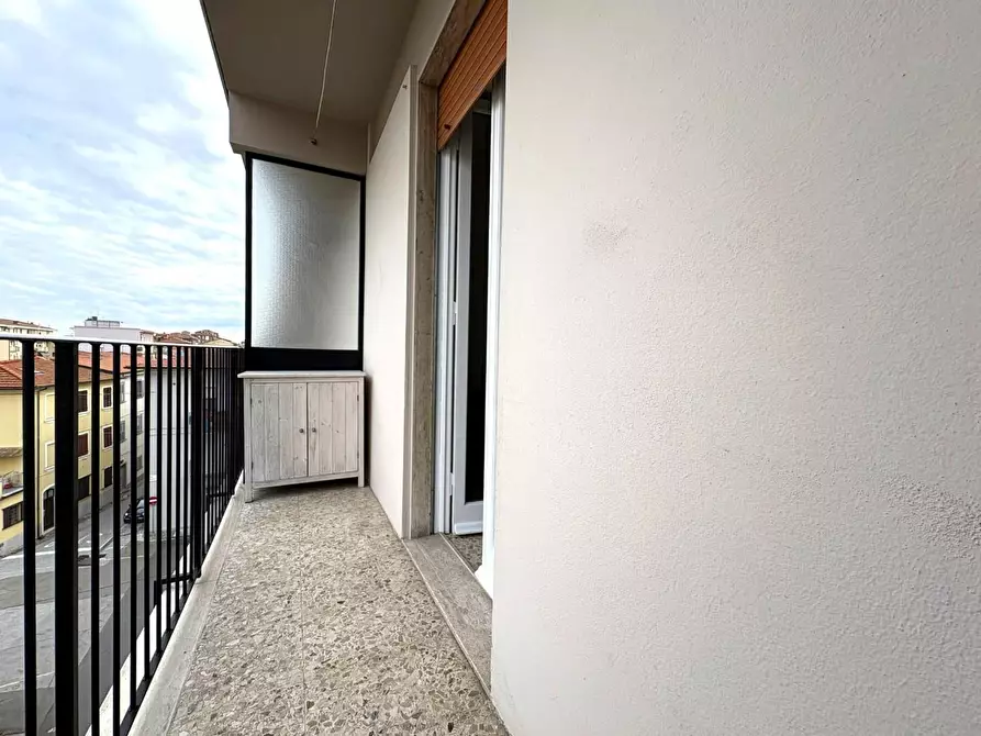 Immagine 13 di Appartamento in vendita  a Pontedera