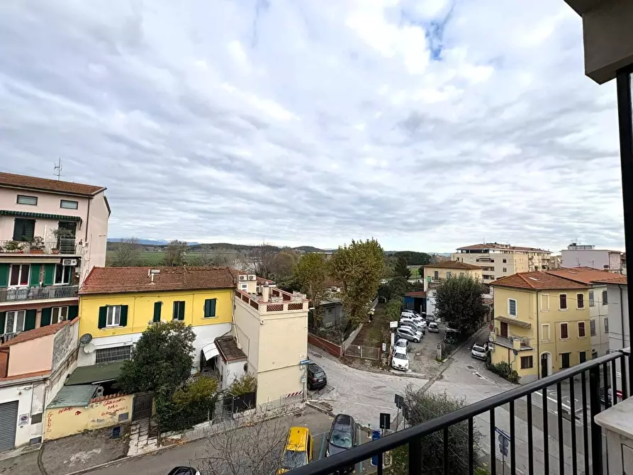 Immagine 14 di Appartamento in vendita  a Pontedera