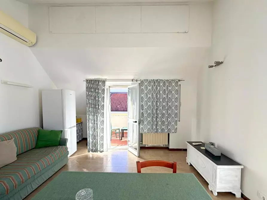 Immagine 19 di Mansarda in vendita  a Massa