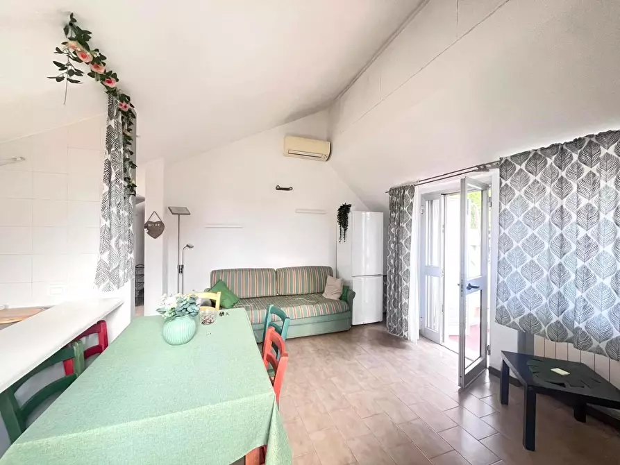 Immagine 16 di Mansarda in vendita  a Massa