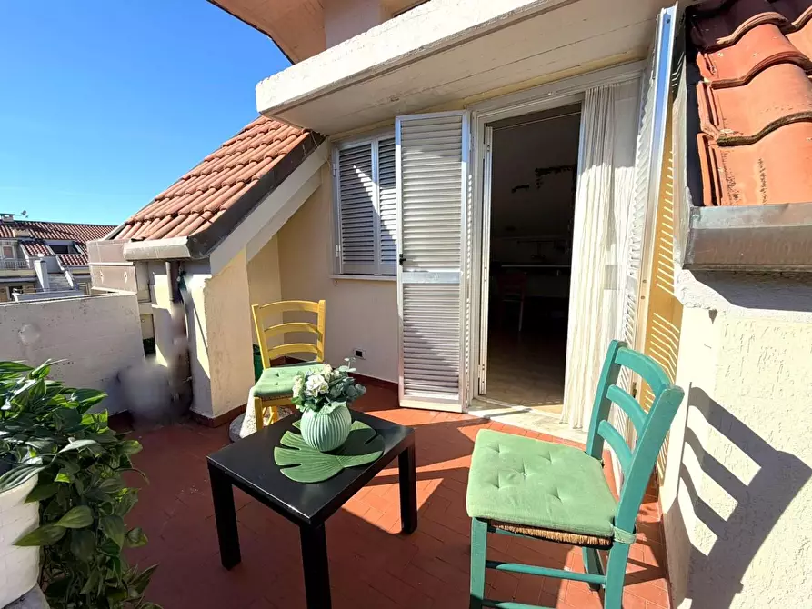 Immagine 1 di Mansarda in vendita  a Massa