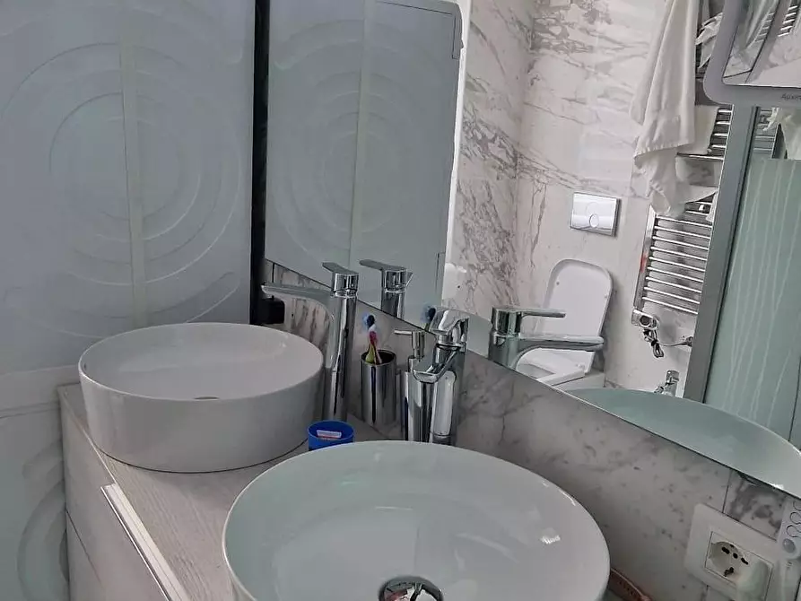 Immagine 15 di Appartamento in vendita  a Ameglia