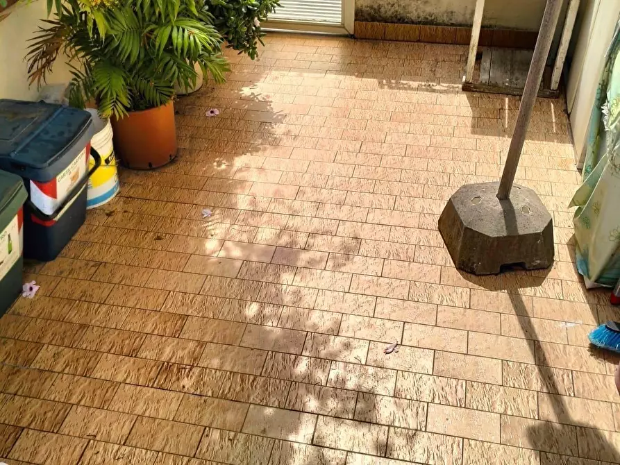 Immagine 6 di Appartamento in vendita  a Livorno