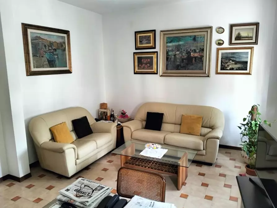 Immagine 3 di Appartamento in vendita  a Livorno