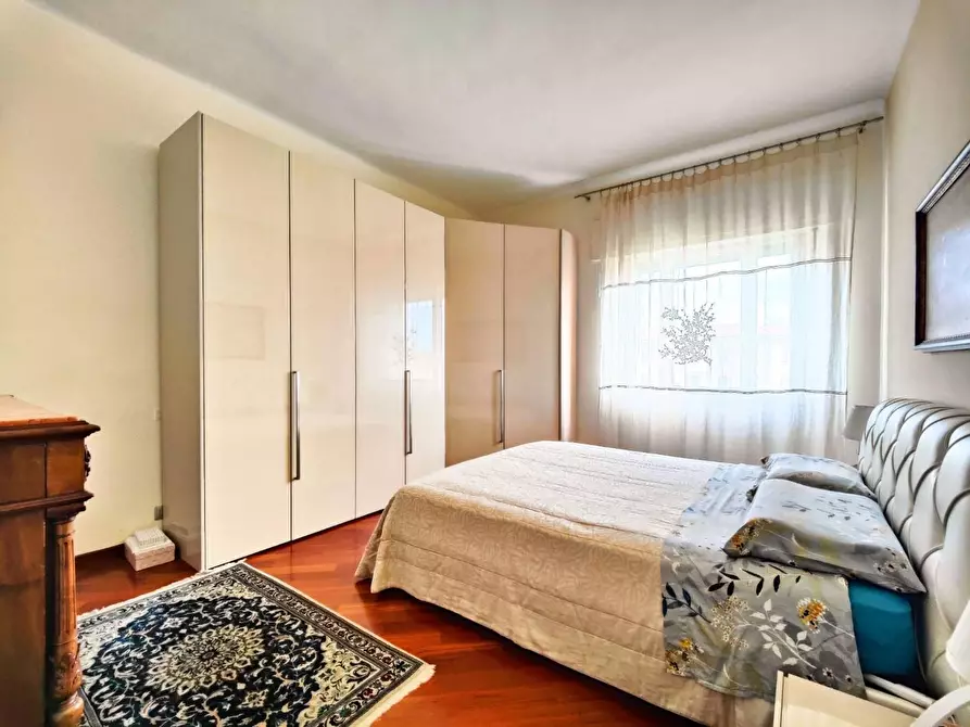 Immagine 15 di Appartamento in vendita  a Livorno