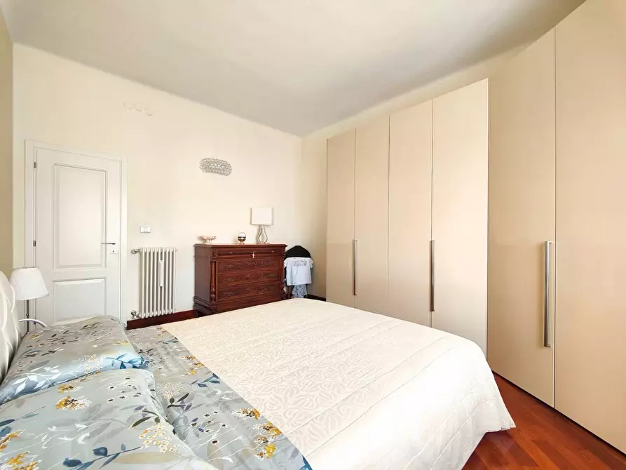 Immagine 16 di Appartamento in vendita  a Livorno