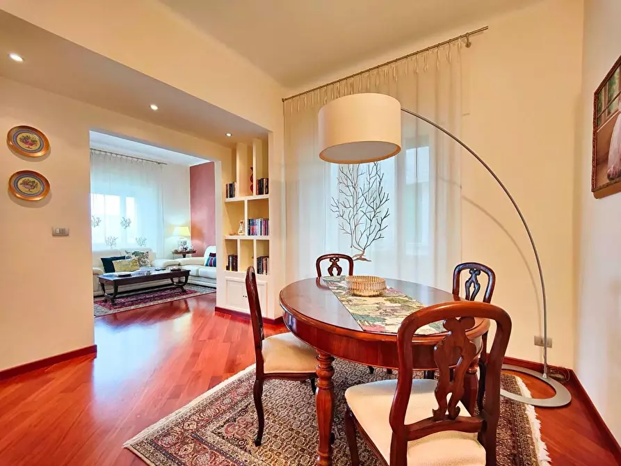 Immagine 10 di Appartamento in vendita  a Livorno