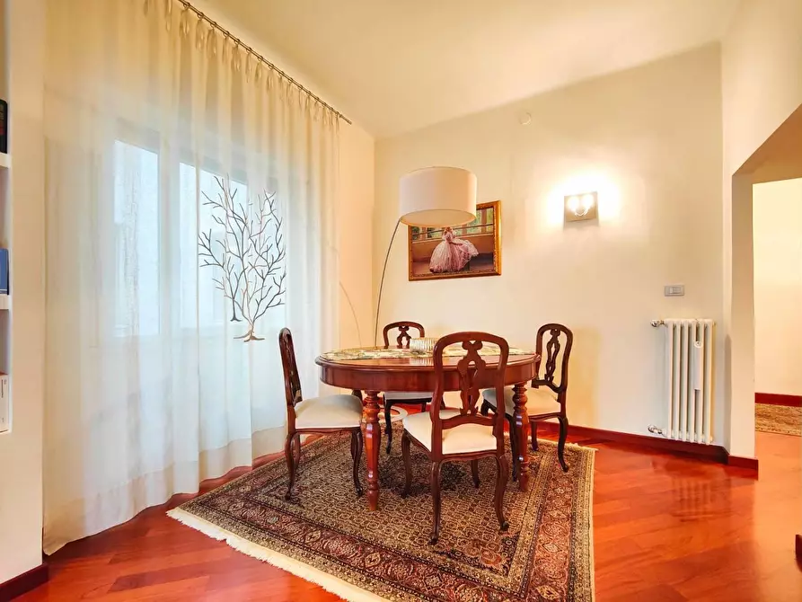 Immagine 11 di Appartamento in vendita  a Livorno